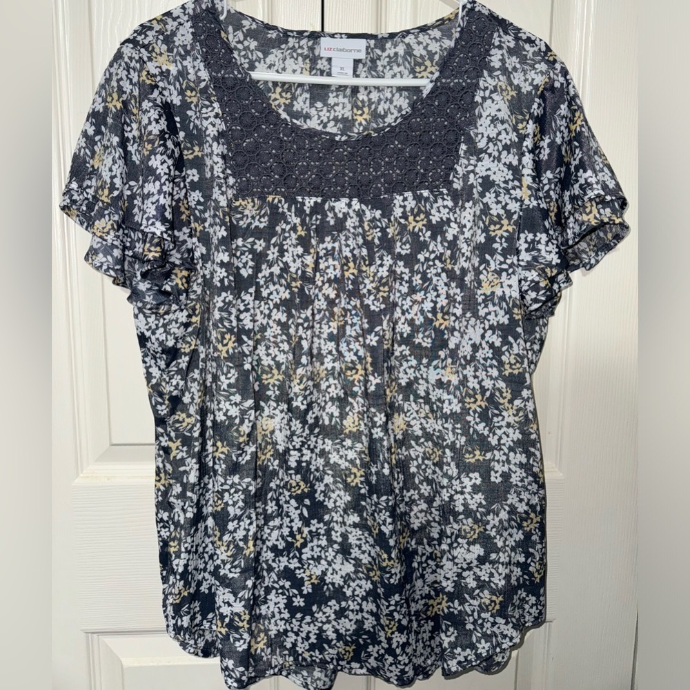 Liz Claiborne Top